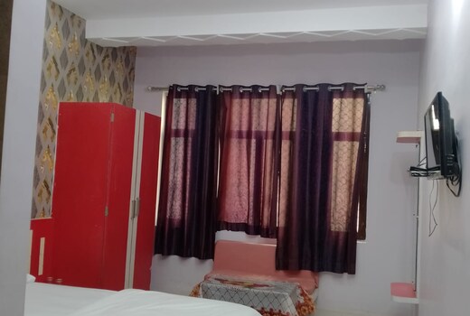 Hotel Sarala Inn