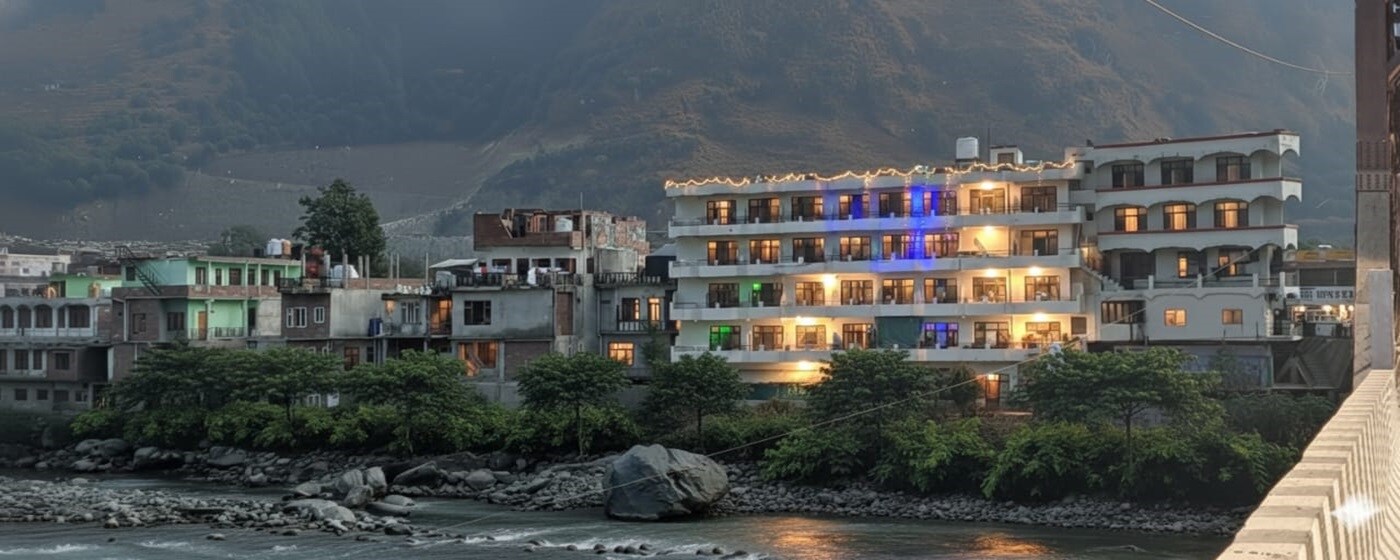 Silver Face Hotel