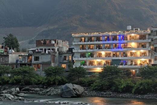 Silver Face Hotel