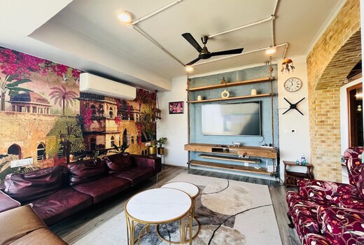 Soulful Stay 2BHK w Jacuzzi Rooftop Vasant Kunj