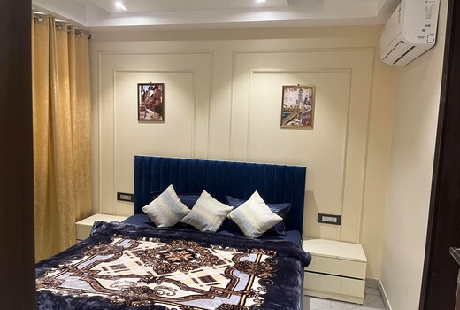 The Hillfront LUX 1 BHK Flat 2DBL Bed Terrace View
