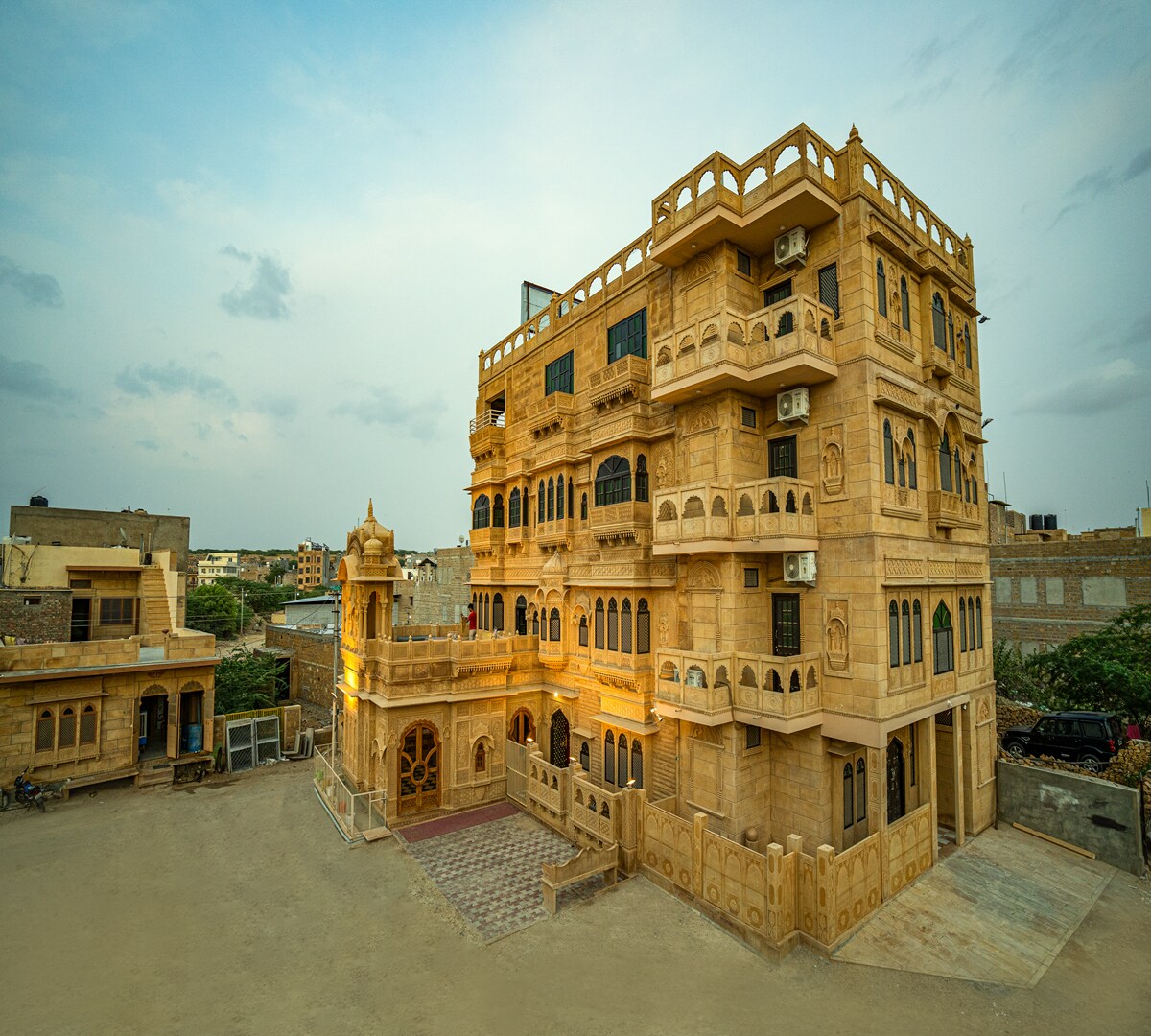 Hotel Golden Rock Jaisalmer