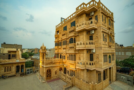 Hotel Golden Rock Jaisalmer