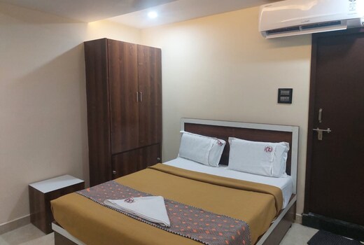 RK GRAND ROOMS