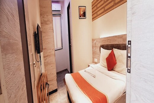 Pragati hotel & lodging
