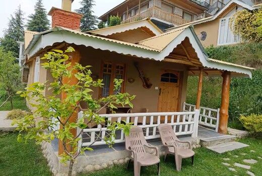 Sahasrara Mud House -Peaceful Stay- by Homeyhuts