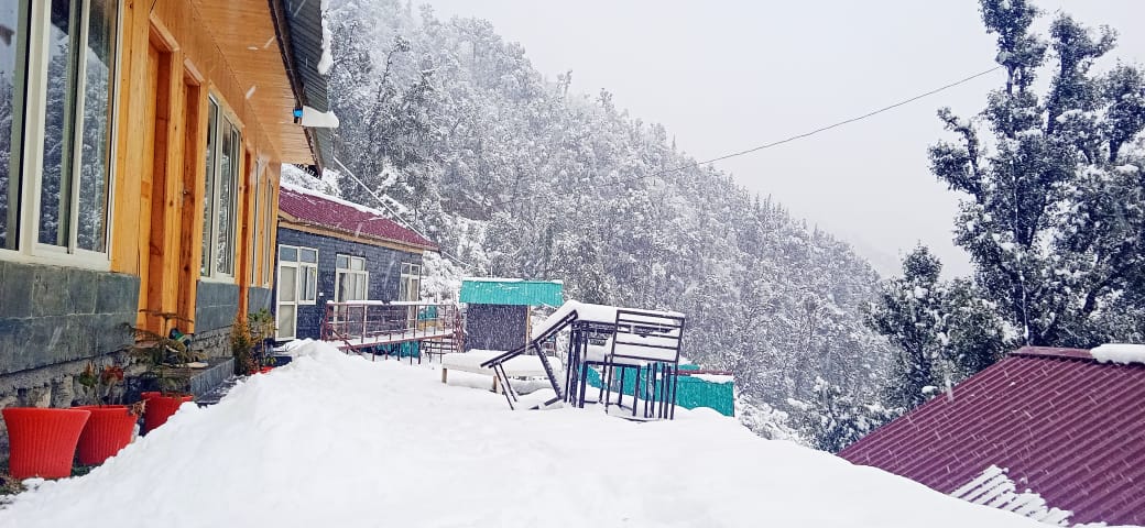 Kareri Cottages