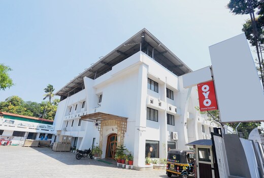 Super Townhouse Dona Castle