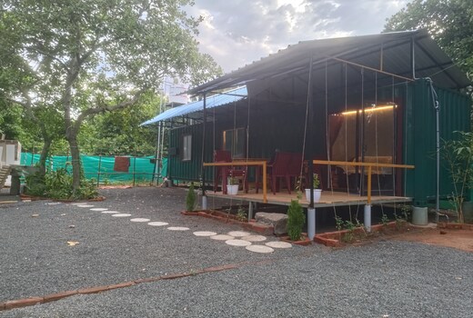 Peaceful Abode (Container Homestay)