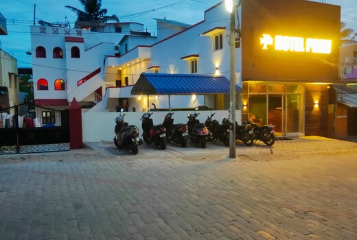 Hotel Prem