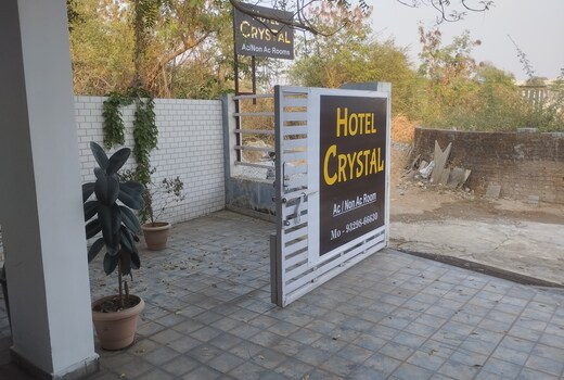 Hotel Crystal