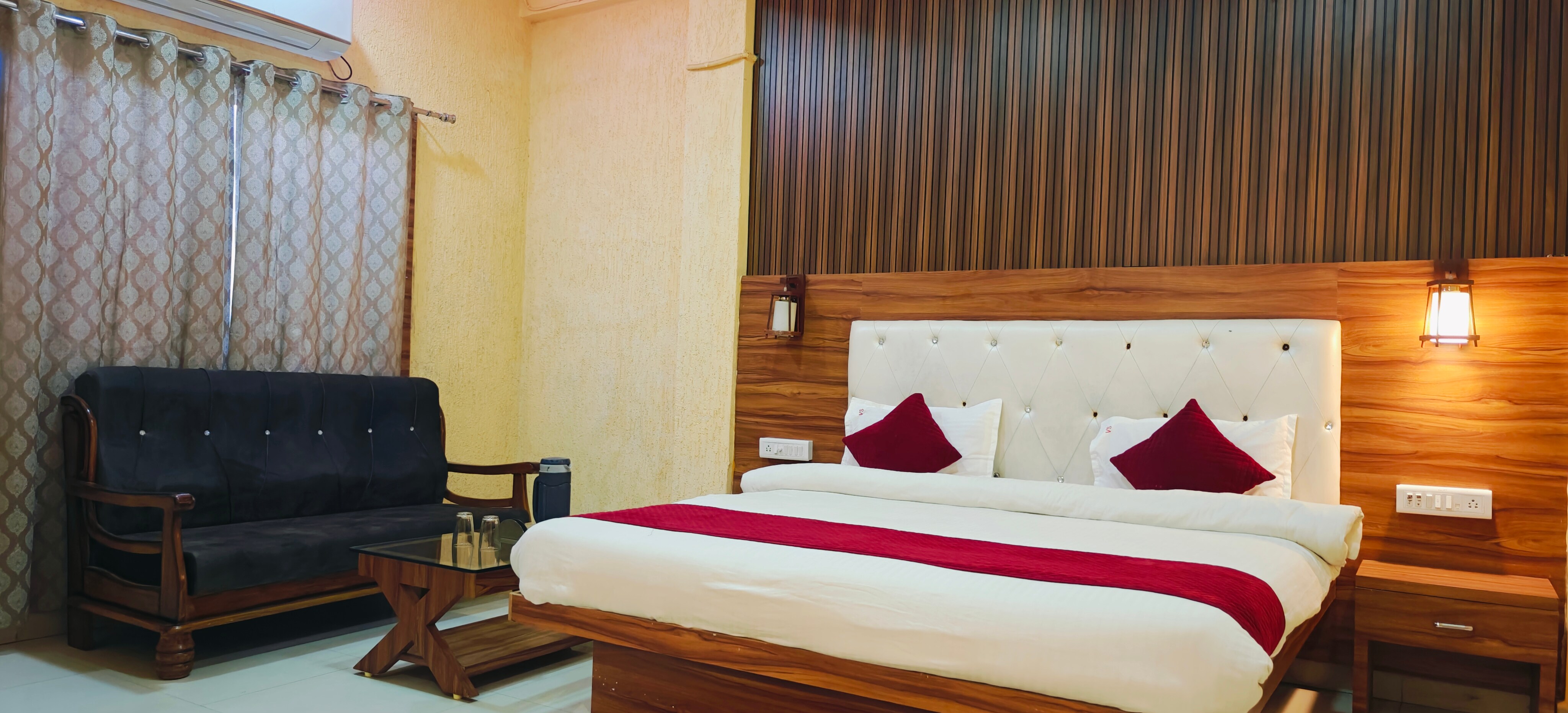 HOTEL SHIVALAY