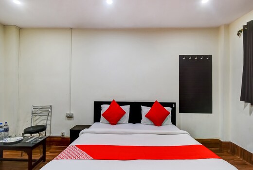 Hotel O Oxy The Delight