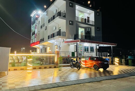 DORATA PG AND GUESTHOUSE