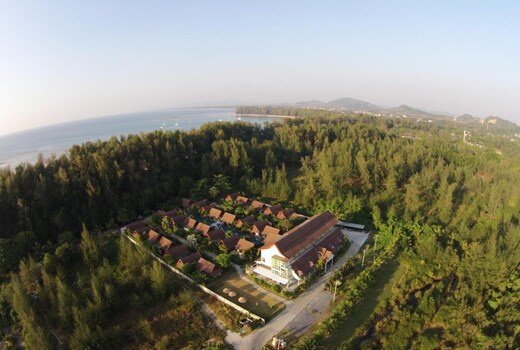 L'esprit de Naiyang Resort