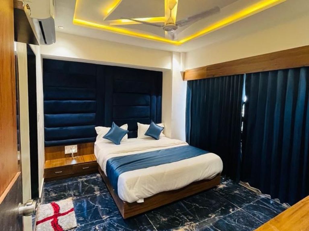 Hotel Paramount Villa