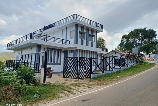 Naveen Cottage