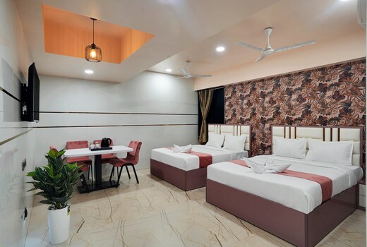 Hotel Regal Heaven