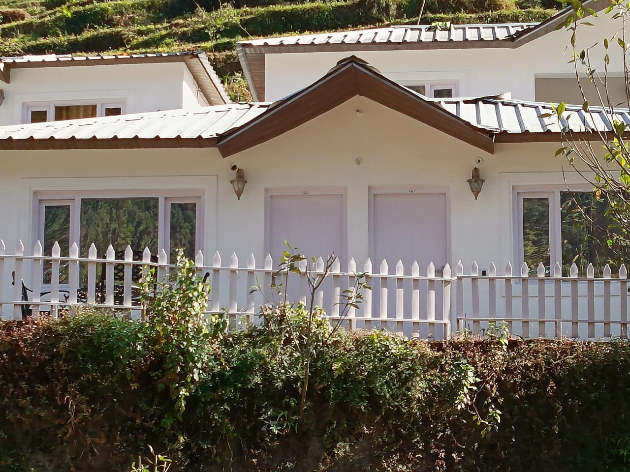kedar-kashi Resorts and Resturant