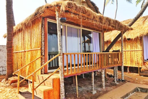 Vistara Beachside Cottages | Rooms & Guided Treks