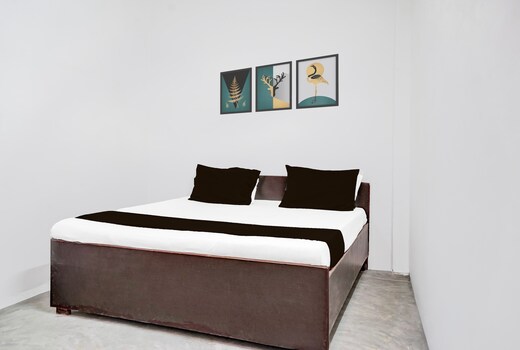 Hotel O Nishad Palace Guest House