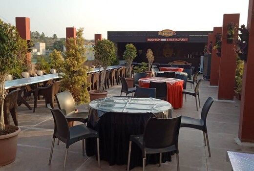 HOTEL THE GRAND SARASWATI PALACE