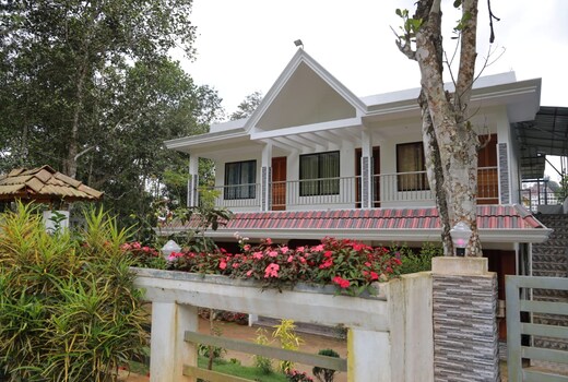 Peace Valley | Tea-Plantation Homestay