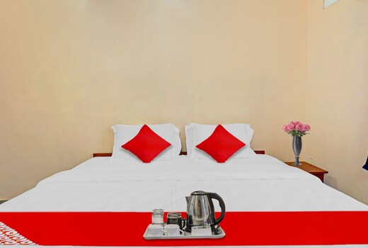 Hotel O North Park Tourist Home