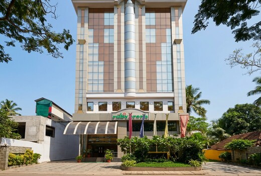 RubyArena - A Luxurious Business Hotel