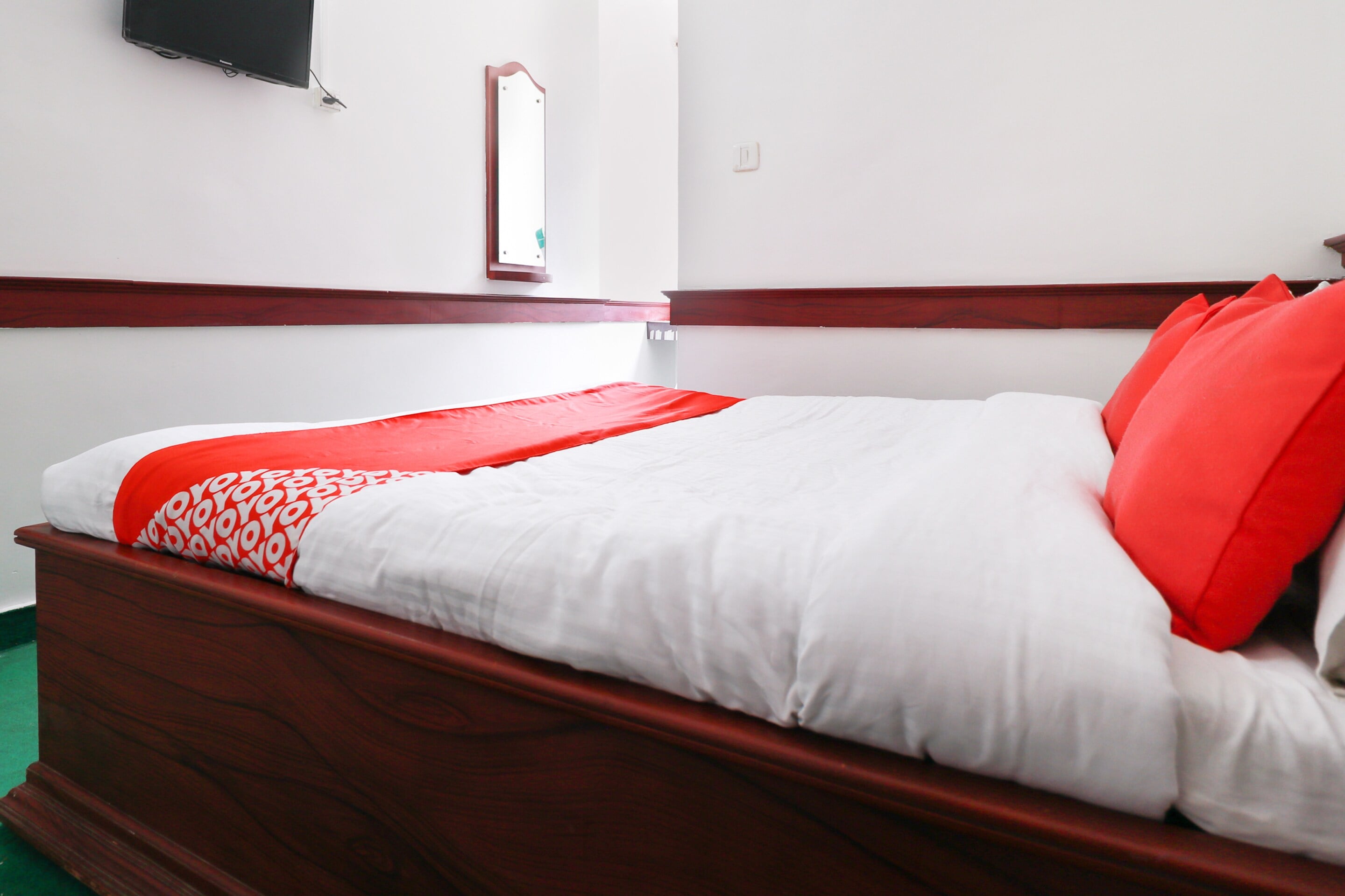 Hotel O Space Park Residency