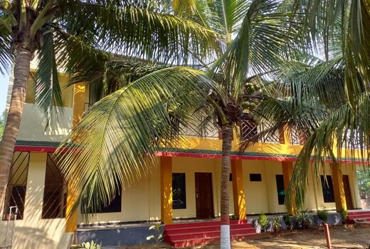 Sunshine Beach Cottage