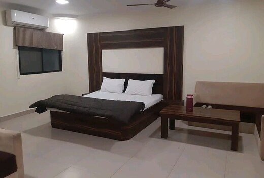 HOTEL SANGAM