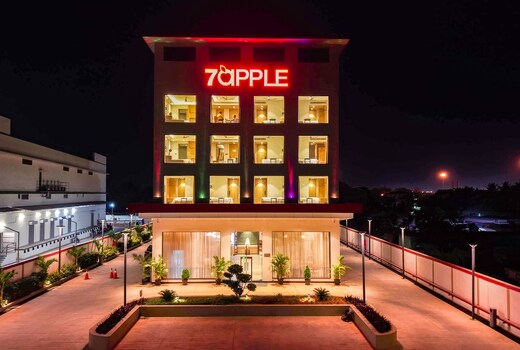 7 Apple Hotel