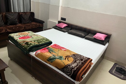 HOTEL GOVIND PREM.