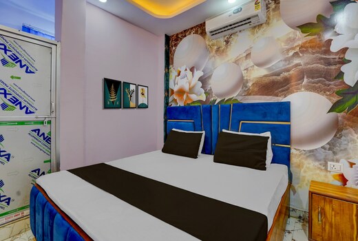 HOTEL O TWINS PALACE Kalyanpur Railway Station
