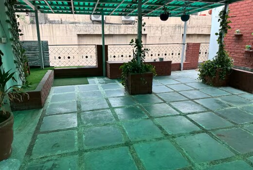 The Oshu by the Qutub
