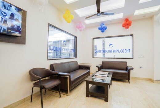 Collection O The Dolphin International