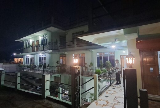Shalom Guest House