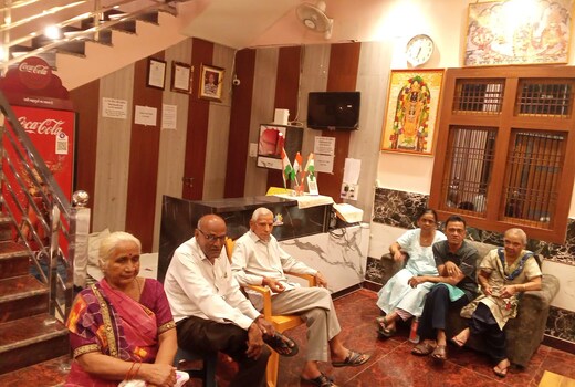 Kaka Guest House Near Ram Janam Bhumi