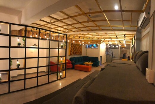 Madpackers Agra| Rooms & Dorms