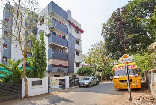 Hotel Atithi Inn(Guest House)