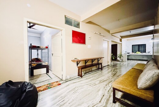 Backpackers Bunkhouse Siliguri 8BED ALL YOURS