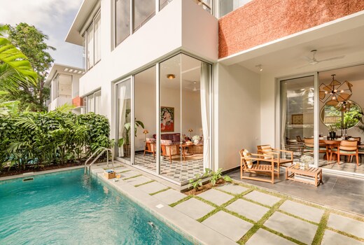 LaDonaira Morden 2BHK AC Power Backup Pvt Pool (06)