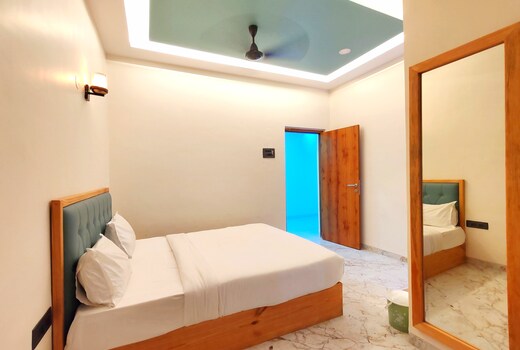 Hotel Satkar Inn