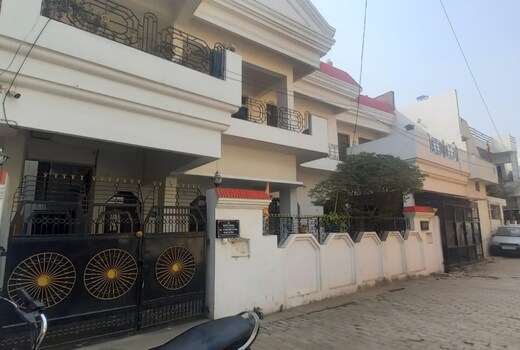 Khushi Home Stay