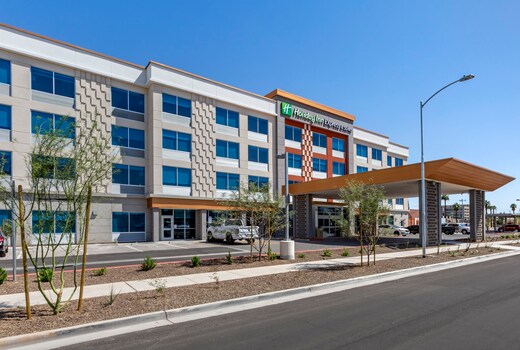 Holiday Inn Express & Suites PHOENIX DWTN - STATE CAPITOL