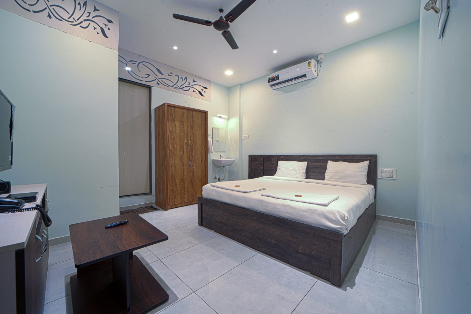 Hotel Saheb Executive Kolhapur