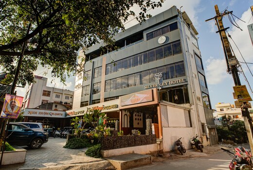 Silverkey Hotel Yelahanka