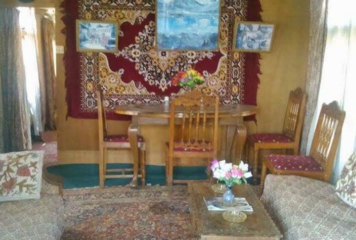Houseboat Kolhai