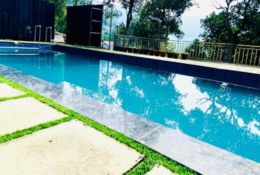 Eco Munnar | Serene Jungle Stay with Swimming Pool